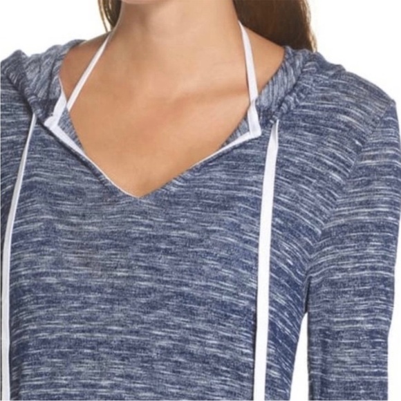 La Blanca Hooded Beach Coverup - Picture 3 of 5